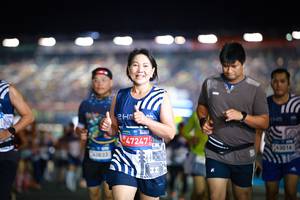 BIB: 47247, 43016
                            <button type="button" onclick="openModal(22893865)" class="btn btn-primary btn-sm float-right btn-popup" data-toggle="modal" data-target=".modal-high-quality">
                        <i class="fas fa-shopping-cart"></i> Add to Cart
                    </button>
                                            <button type="button" onclick="isThisMe(22893865, true)" class="btn btn-success btn-sm float-right btn-popup btn-isme hidden" data-toggle="tooltip" data-placement="bottom" title="นี่คือรูปของคุณใช่ไหม คลิกที่นี่เพื่อเอาเข้าอัลบั้ม">
                        <i class="fas fa-plus"></i> Add to album
                    </button>
                    <button type="button" onclick="isThisMe(22893865, false)" class="btn btn-warning btn-sm float-right btn-popup btn-isnotme hidden">
                        <i class="fas fa-ban"></i> Remove from album
                    </button>